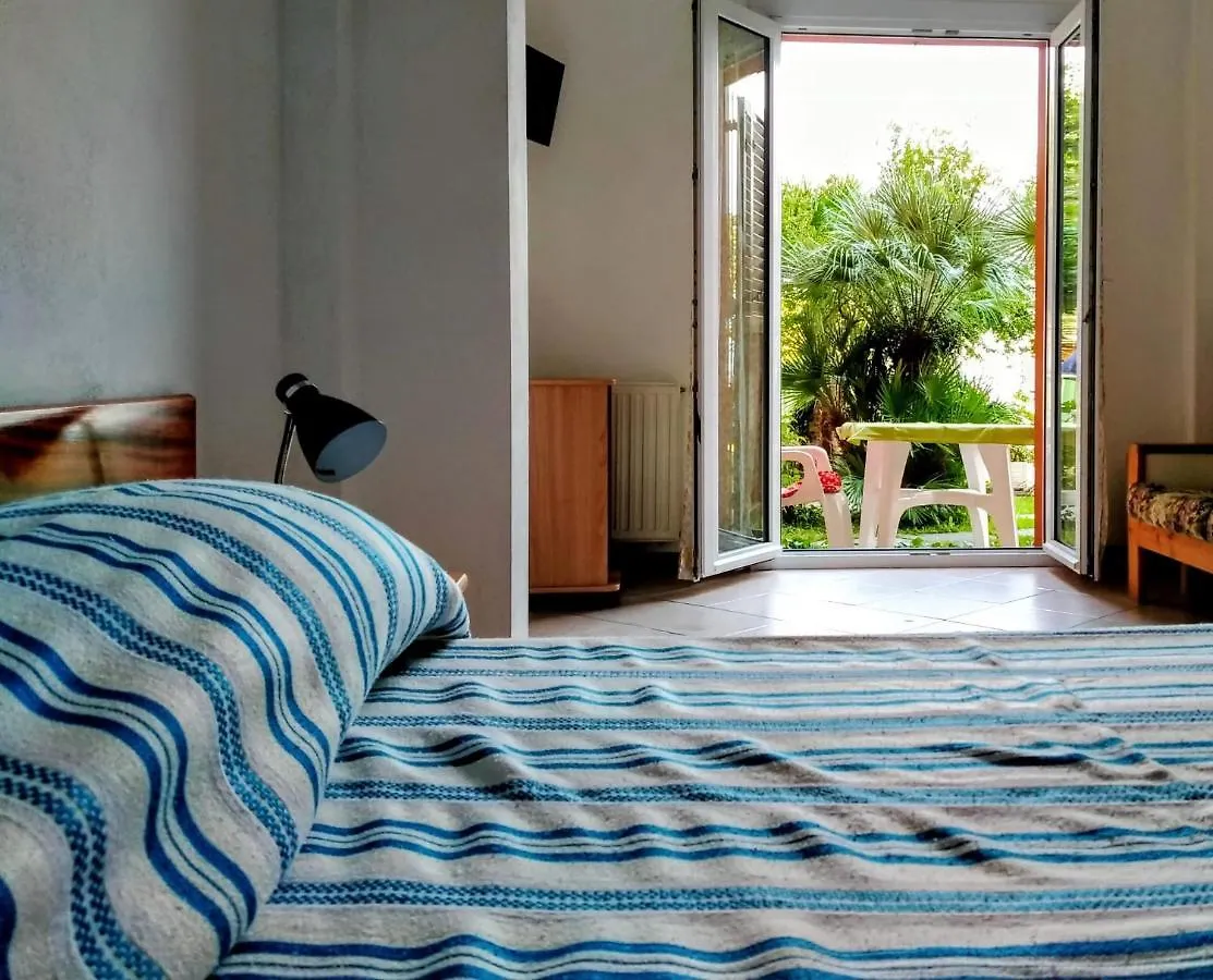 Miralago Casa Menaggio 0*,